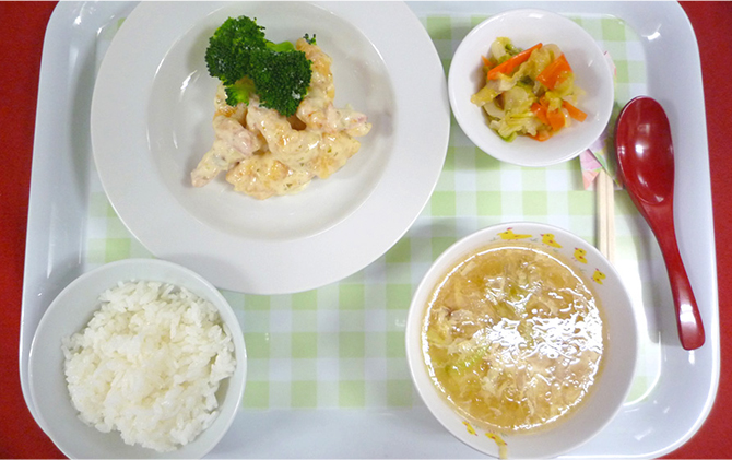 テーブルマナー指導イメージ